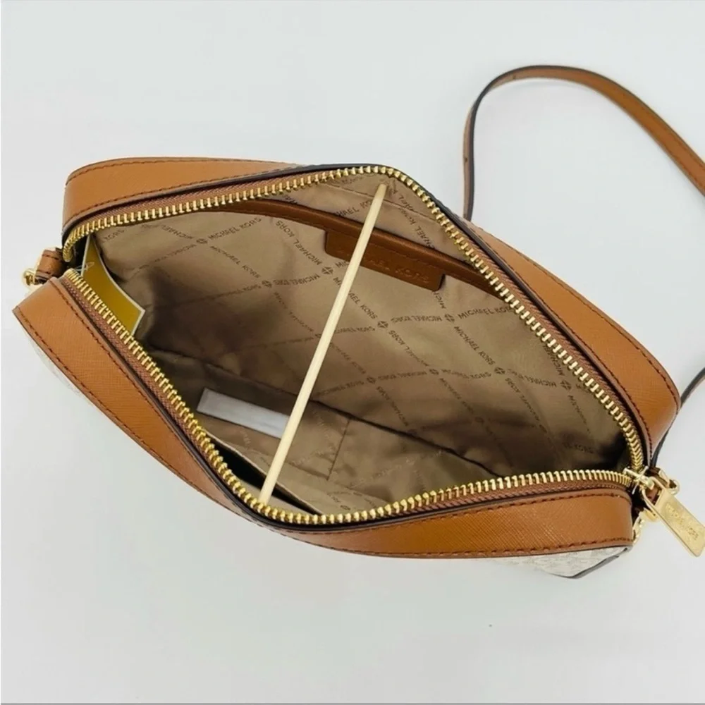 Michael Kors Large EW Crossbody Bag Vanilla/Brown